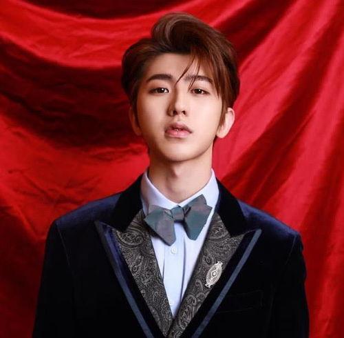 蔡徐坤搞笑视频,笑料百出，欢乐无限